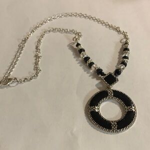 Elegant Black and Silver Pendant Necklace